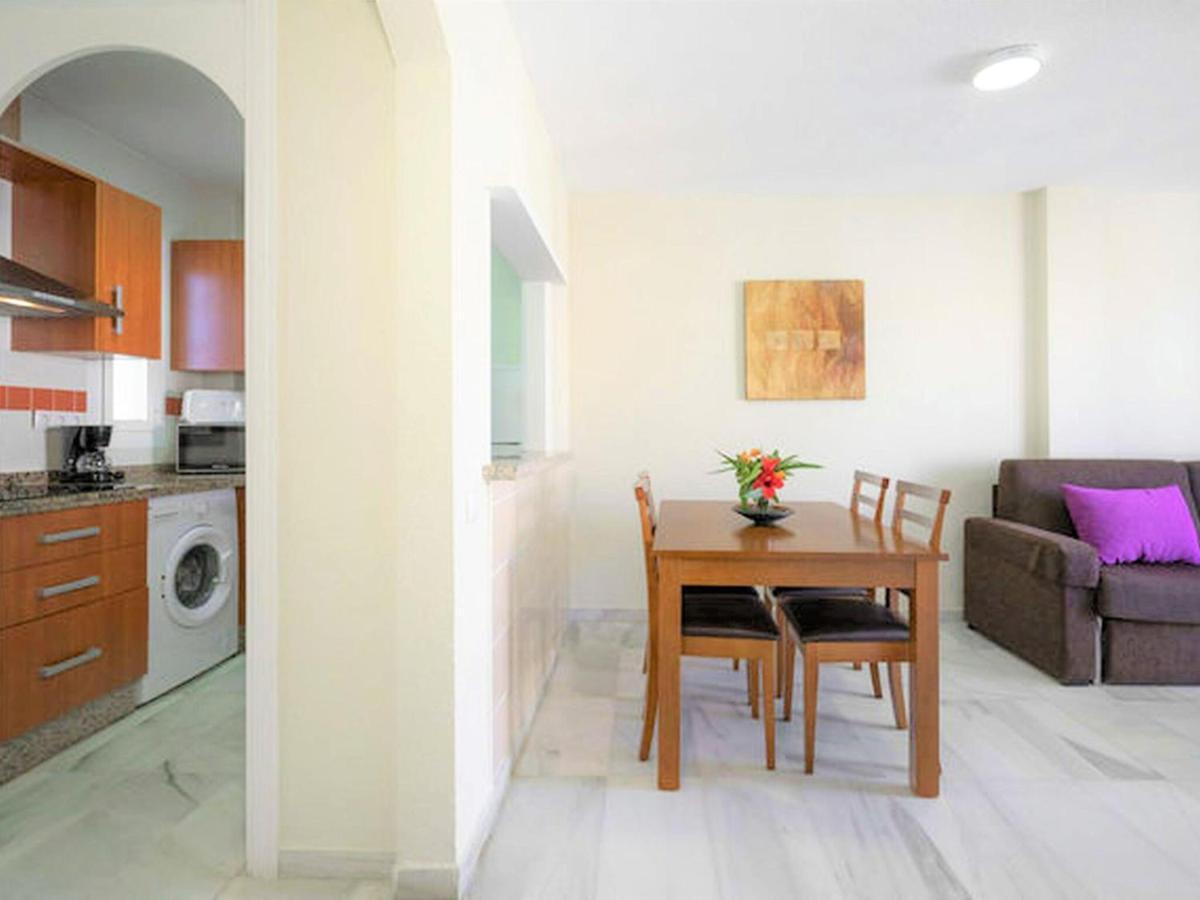 Attractive Holiday Home In Roquetas De Mar Surrounded By Beaches Exterior photo